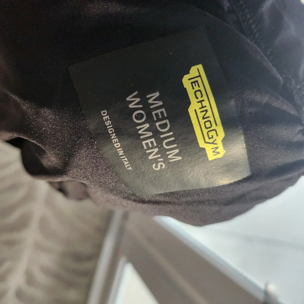 Technogym shorts size M